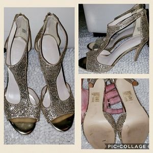 Gold sparkle heels